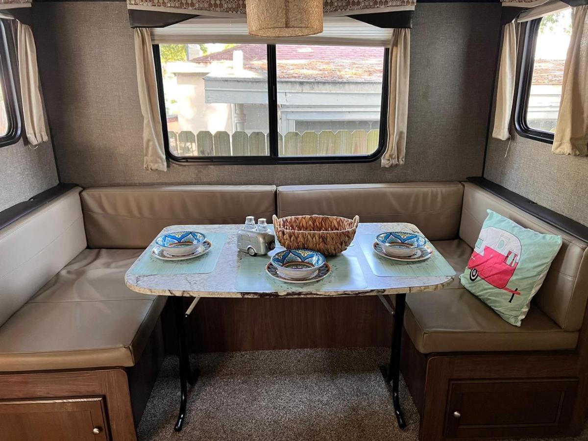 לארגו Rv Camper Paradise On The Wheels In Clearwater Beaches מראה חיצוני תמונה